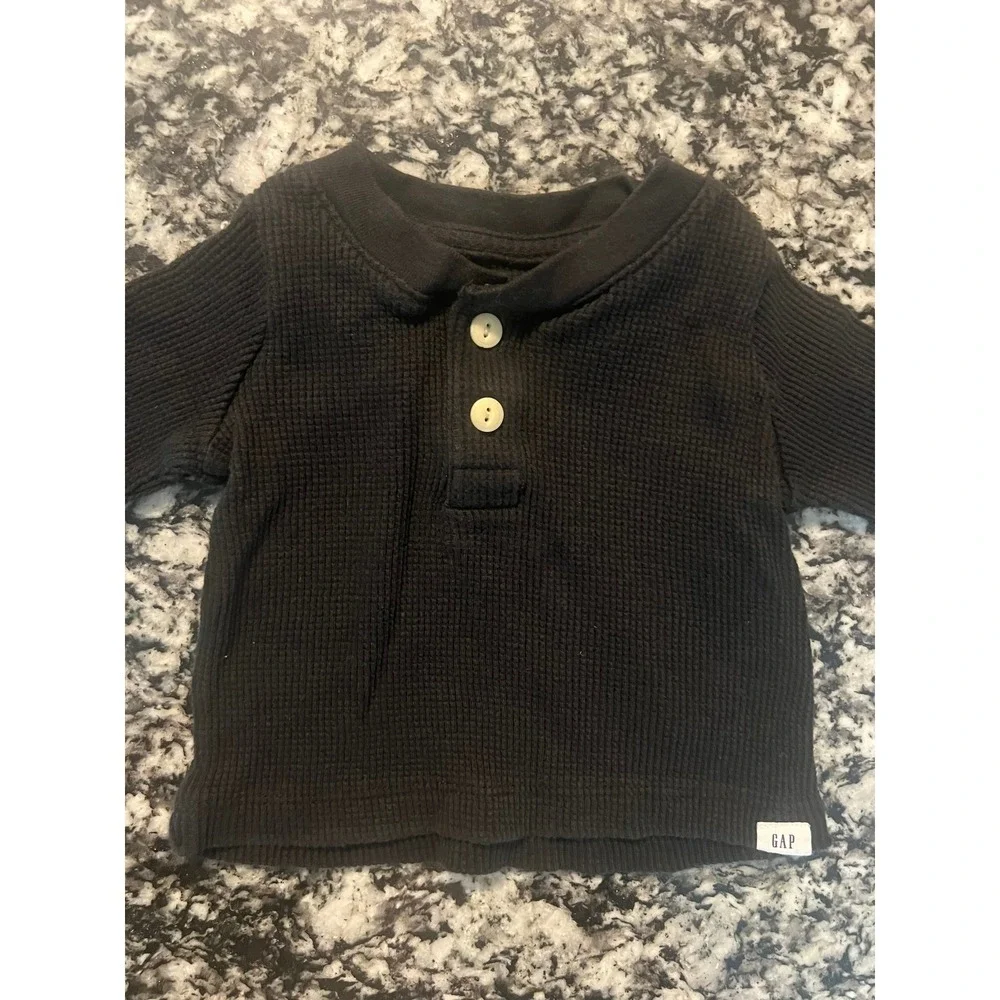 Baby Gap Black Waffle Knit Thermal Henley Long Sleeve Shirt 0-3 Months (0898)